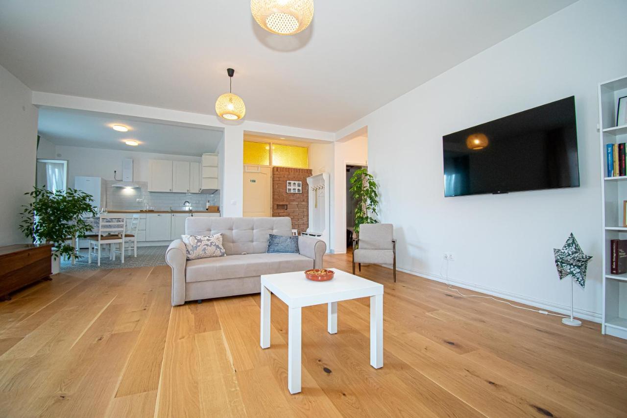Apartment Nikola Kaštel Novi Exteriör bild